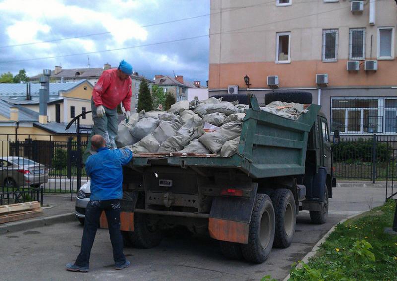 Вывоз мусора из новостройки в Стрежевом – ПроМусор, контейнеры, уборка и грузчики от 2141 руб