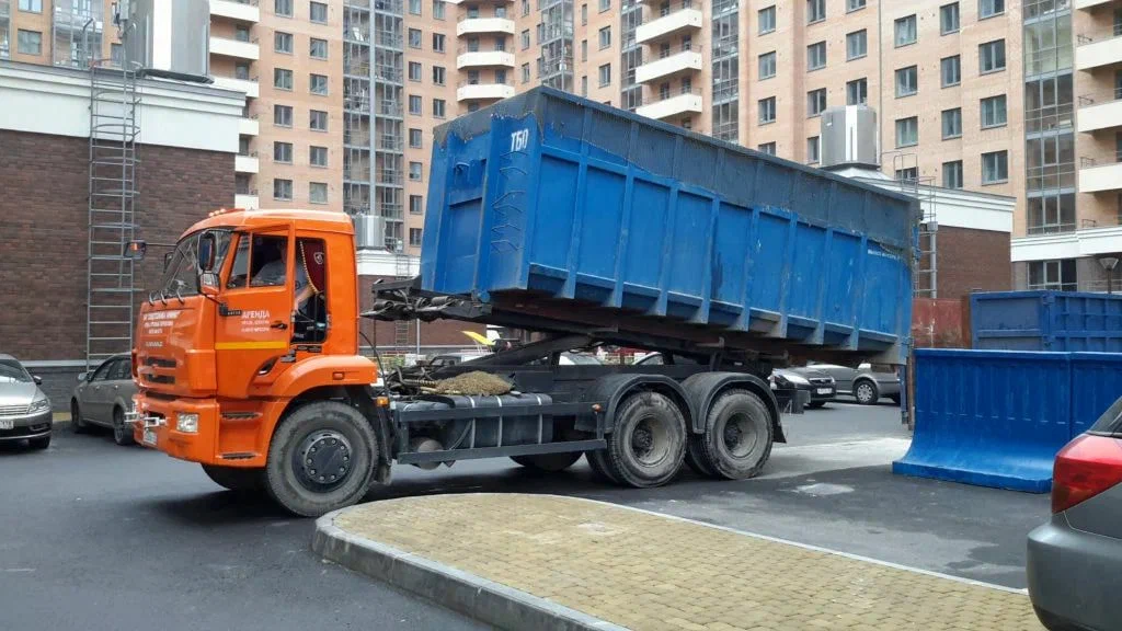 Аренда пухто для вывоза строительного и бытового мусора в Стрежевом в октябре